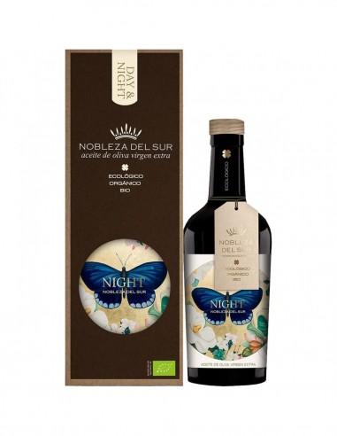 Extra virgin organic olive oil, organic and bio from a multivarietal variety, from Jaén